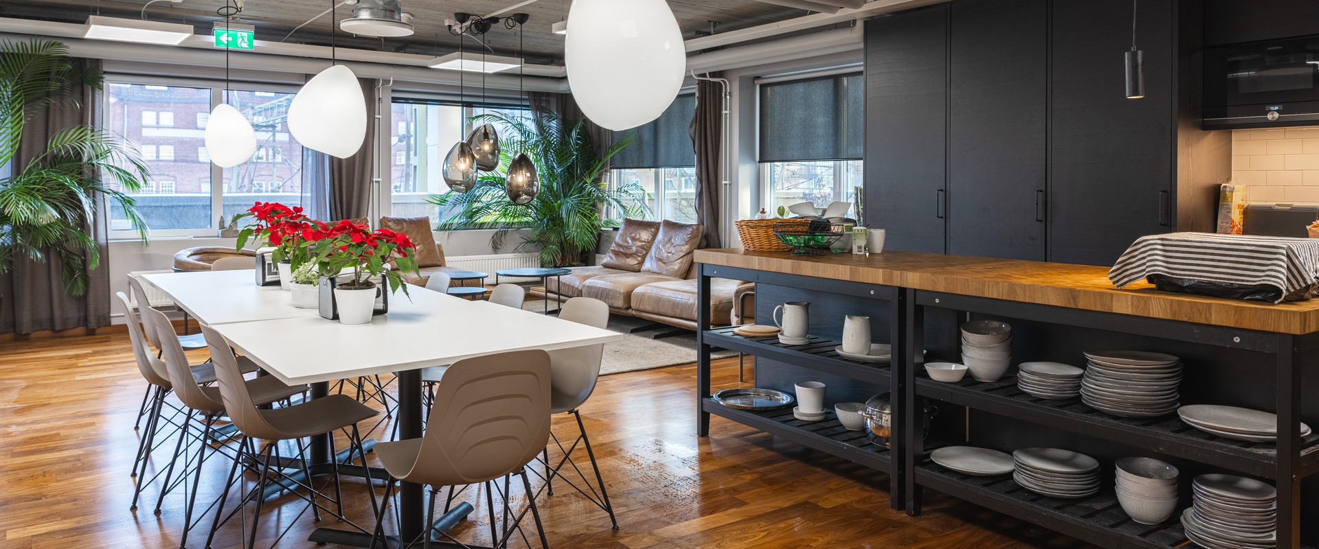 Flytta in i detta fina kontor på oslagbart läge