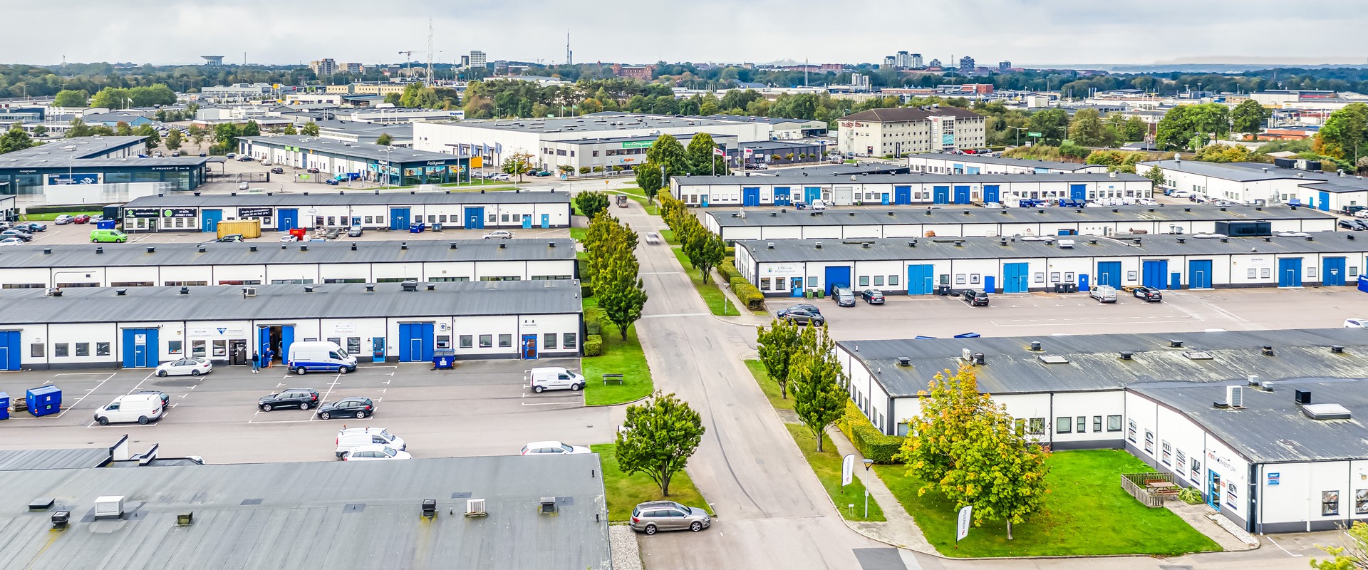 Lager med trivsamt kontor på Florettgatan