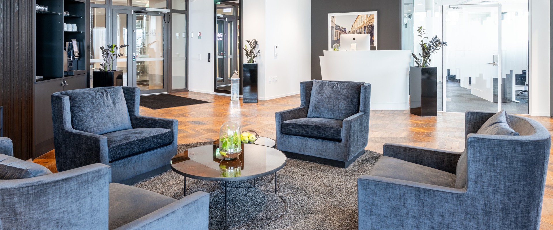 Elegant kontorslokal som andas lyx och kvalitet