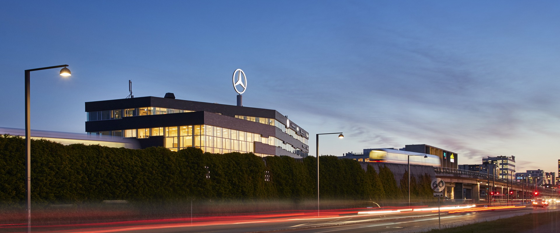 Lyse og fleksible kontorer i moderne ejendom