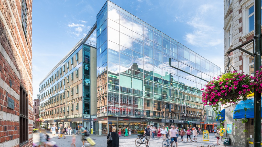 Myllrande gator i centrala Malmö 