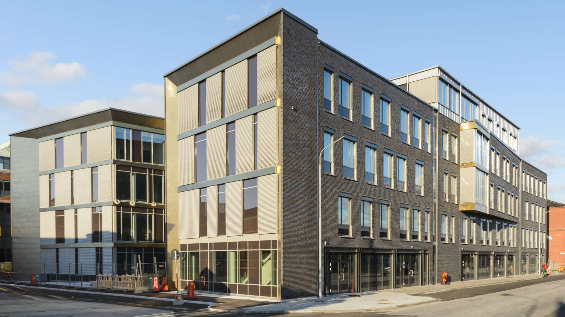 Sirius 3, fastighet med butikslokaler och kontor i Malmö centrum