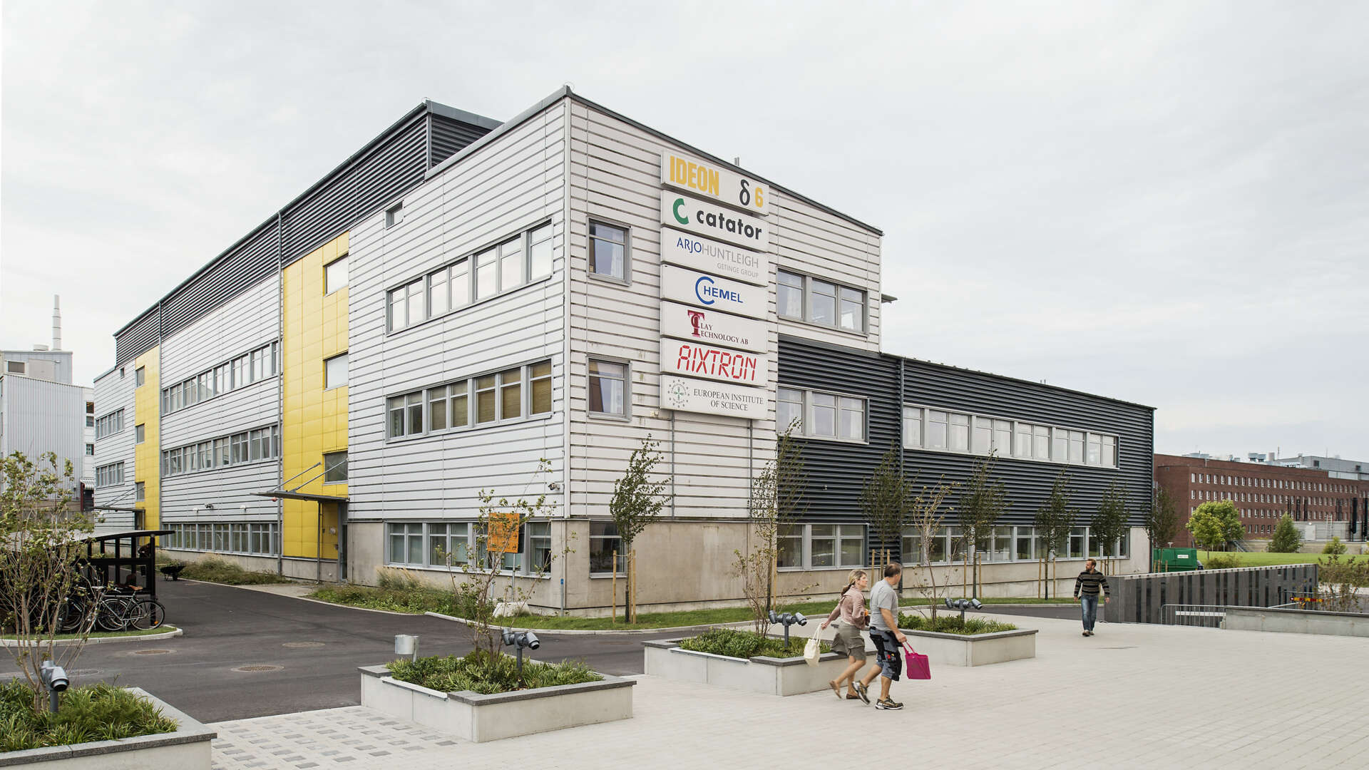 Syret 9 (Delta 6), fastighet med kontor och labb på Sölvegatan 43 på Ideon Science Park i Lund.