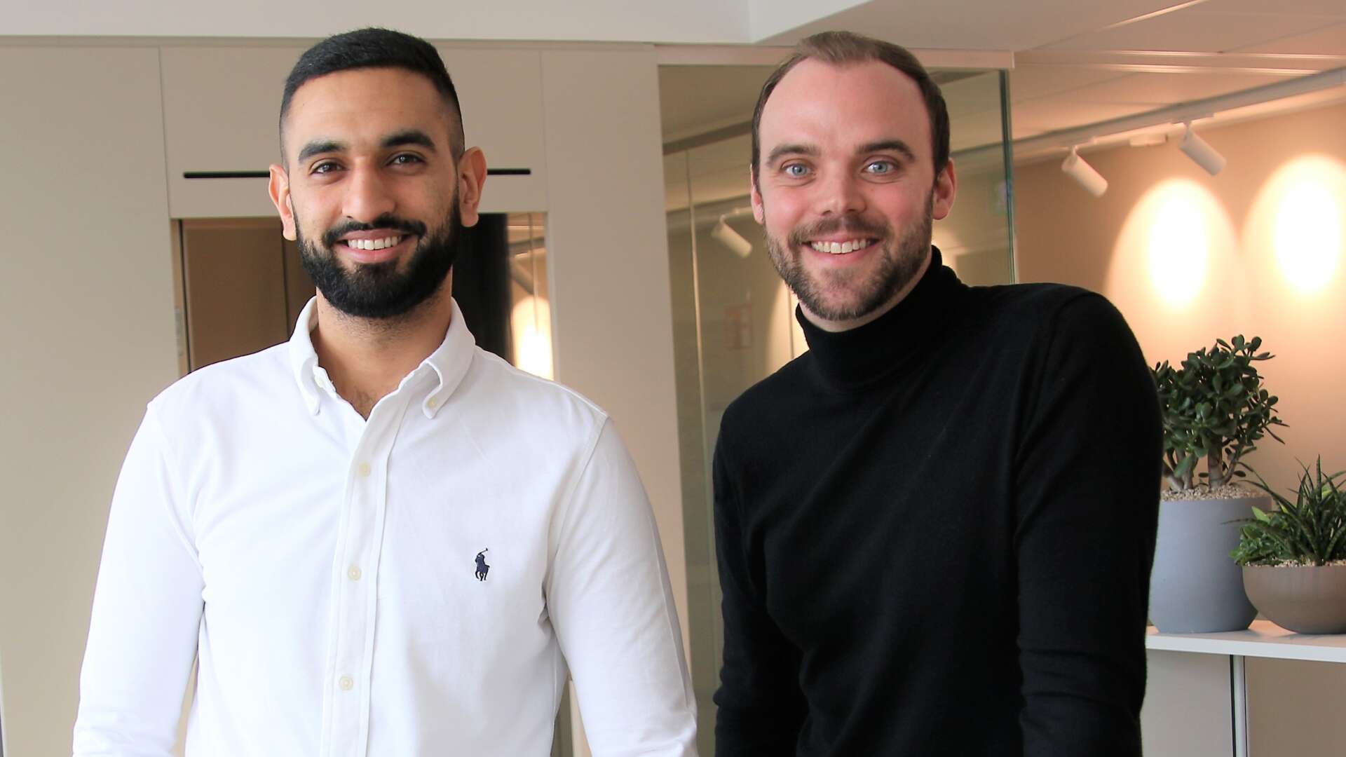 Traineerna Ahmed och Erik. 