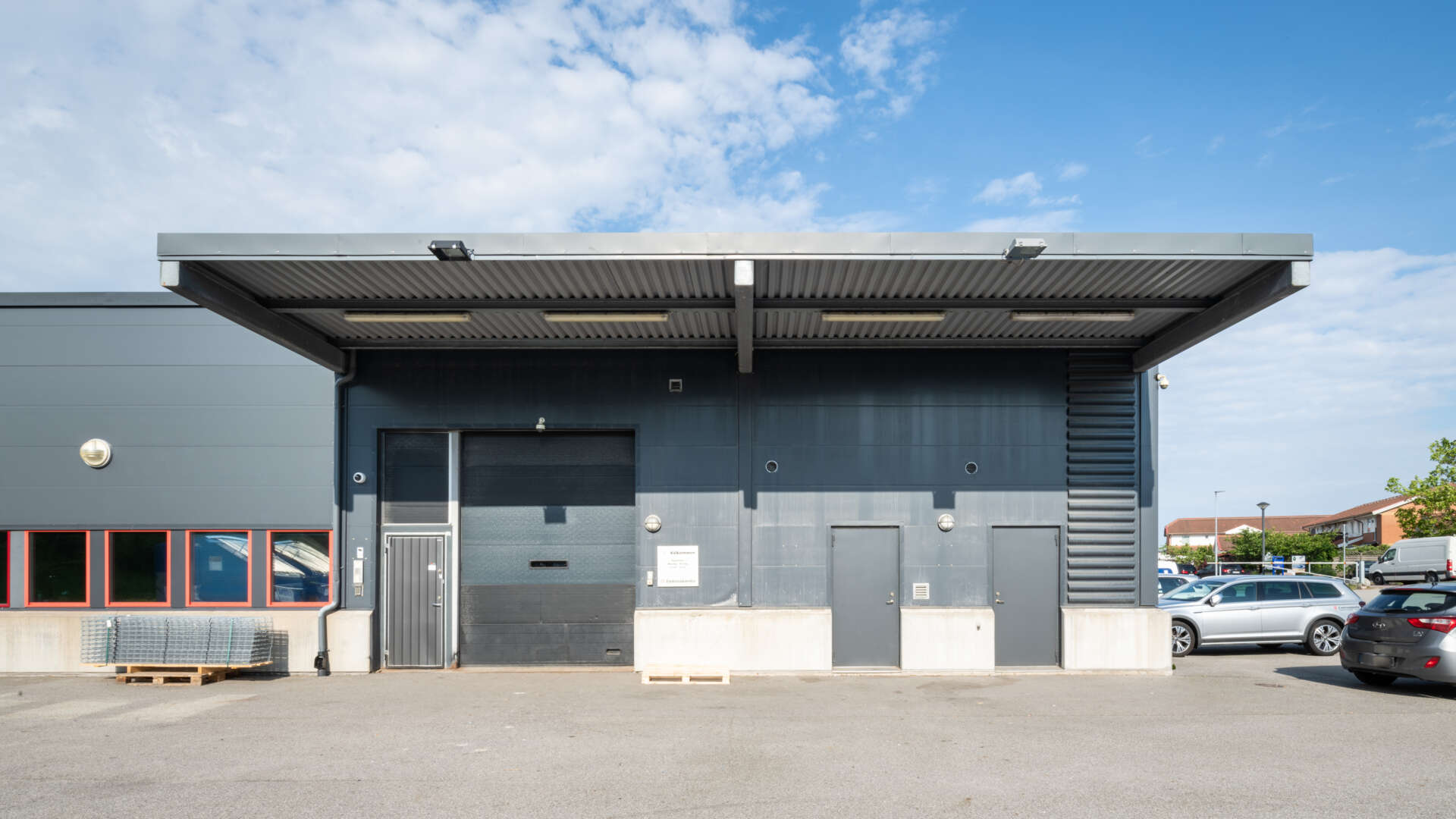 Lastportar till fastigheten Hindbygården 8 i Malmö.