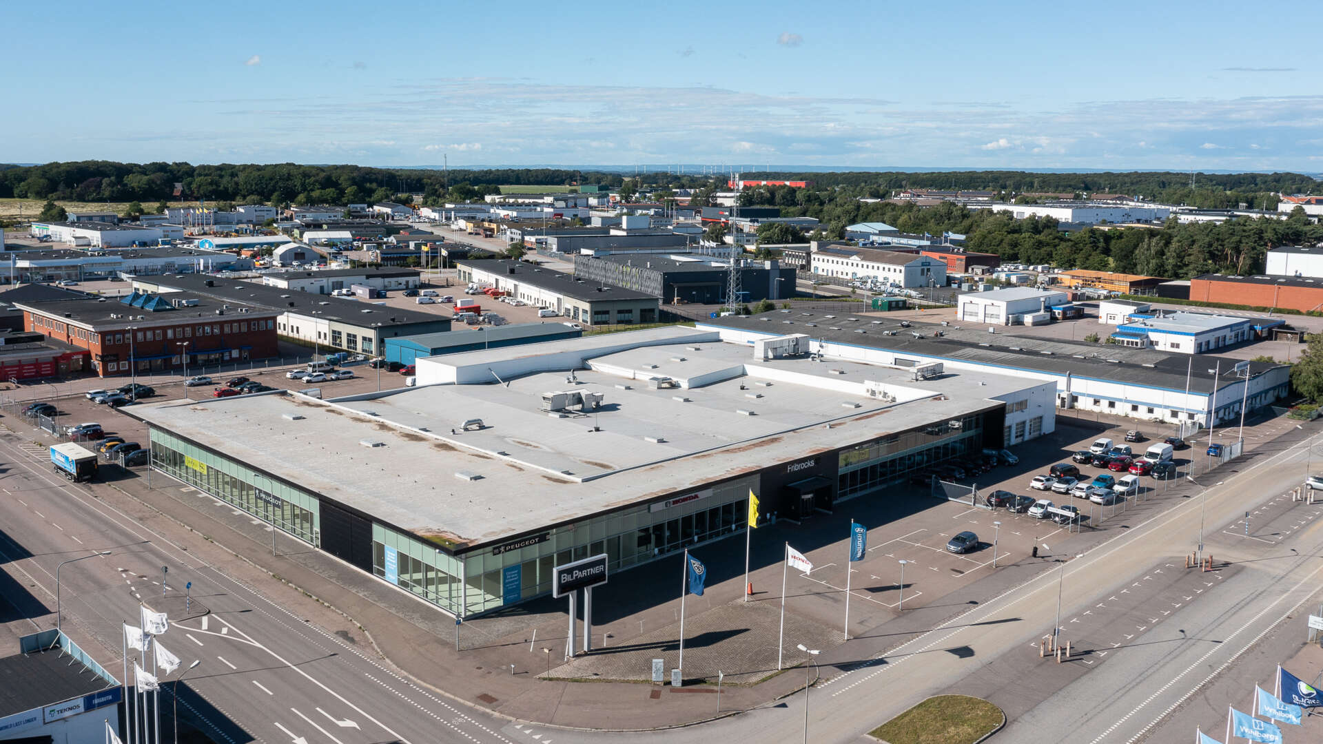 Butikslokal vid en korsning på Berga, Musköten 19.