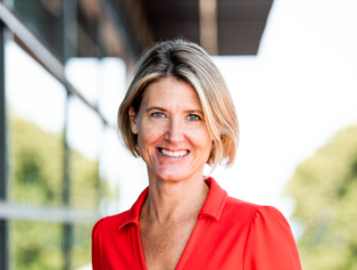 Anna Nambord, Chef H&aring;llbara aff&auml;rer